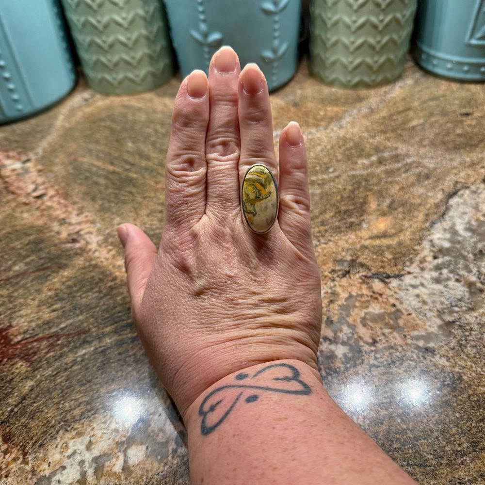 Bumblebee Jasper Large Silver Artisan Ring, Size 9 Gold / Yellow, Orange, Taupe - Picture 6 of 7